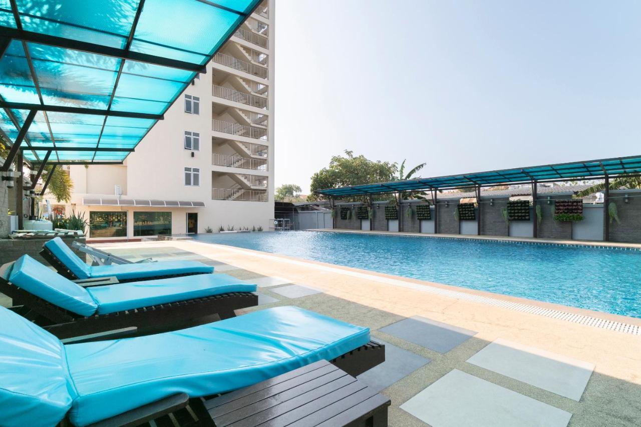 Oyo 829 Royal Thai Residence Jomtien Beach Exterior foto